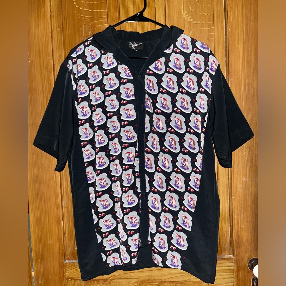 Vintage early 2000’s pin up girl dice button up